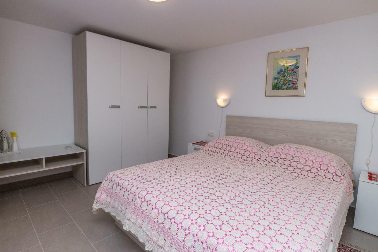 Apartment Nada Medveja ลอฟราน ภายนอก รูปภาพ